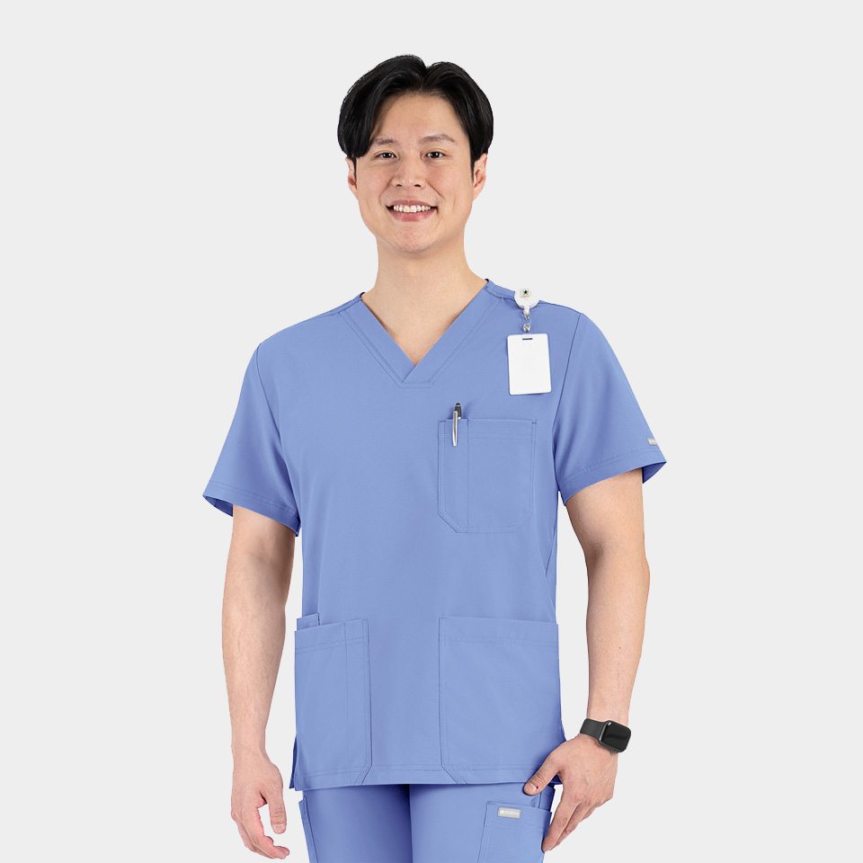 Men's 3-Pocket V-Neck Top | 5802 - Cincy Scrubs